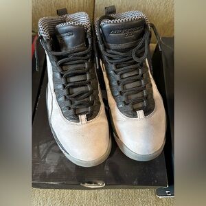 Air Jordan 10 Retro “Cool Grey”